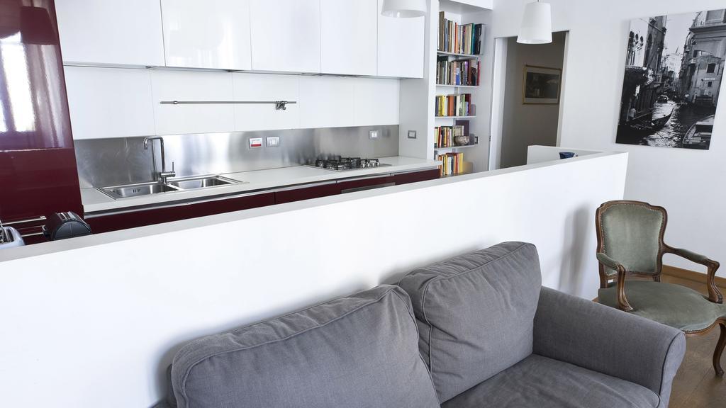 Italianway-Vincenzo Monti Appartement Milaan Buitenkant foto